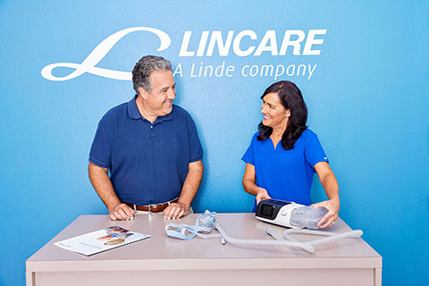 SleepApneaWhiteMalePatientWhiteFemaleClinicianSmilingResMed AirSense11 CPAP SetupEducationEpson2Fish